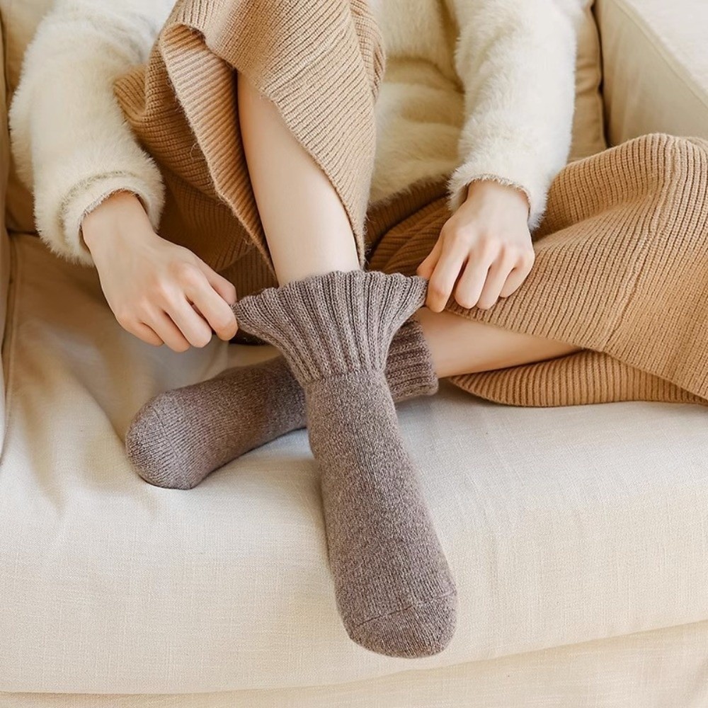 ถุงเท้าขนสัตว์หนาสีพื้นแบบสร้า - Thermal Sock Wool บทวิจารณ์และราคา